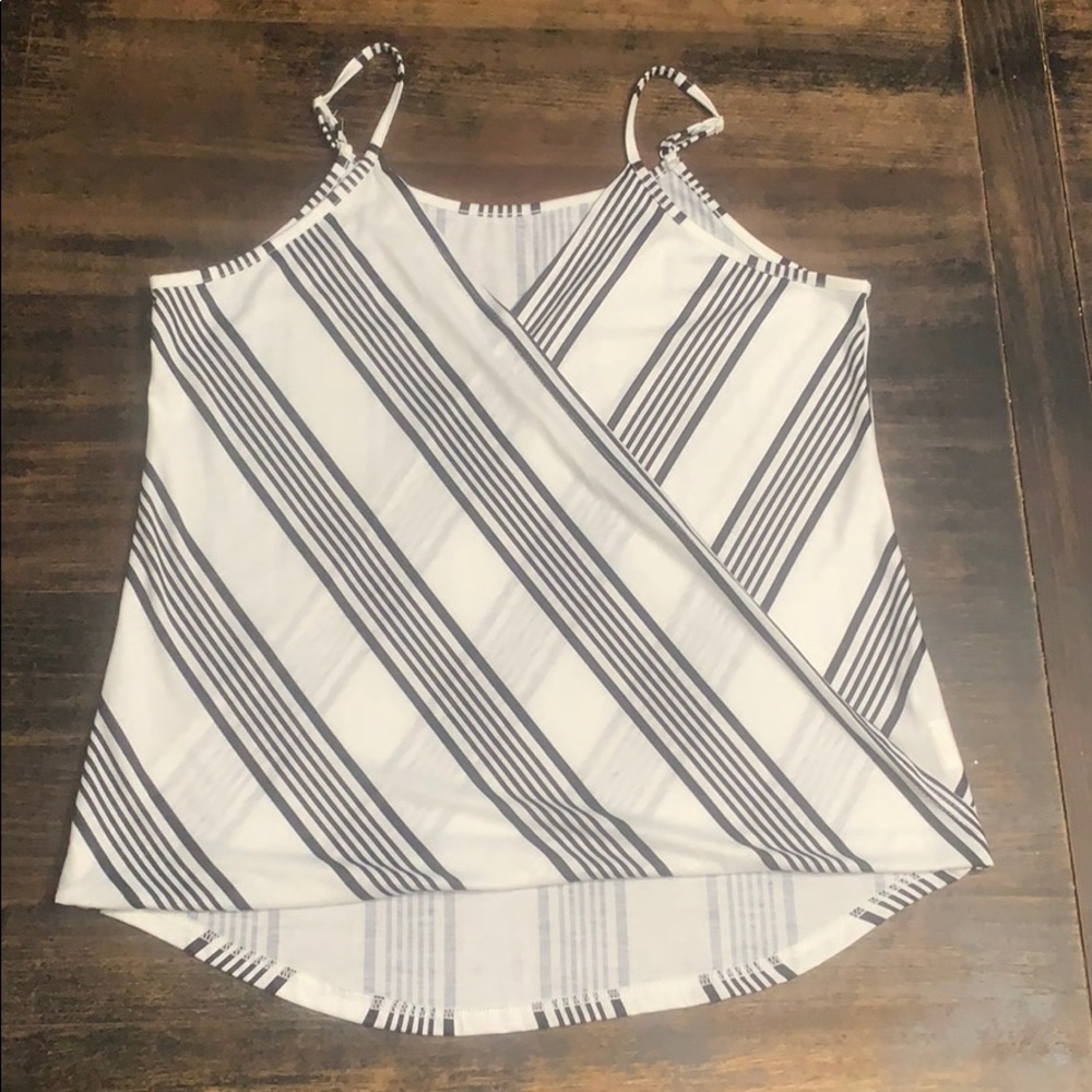 Sz XL Tank with Adjustable Straps